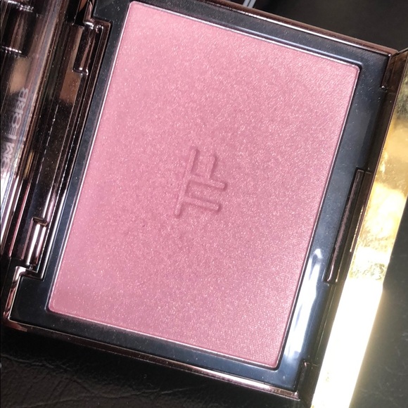 tom ford cheek color gratuitous